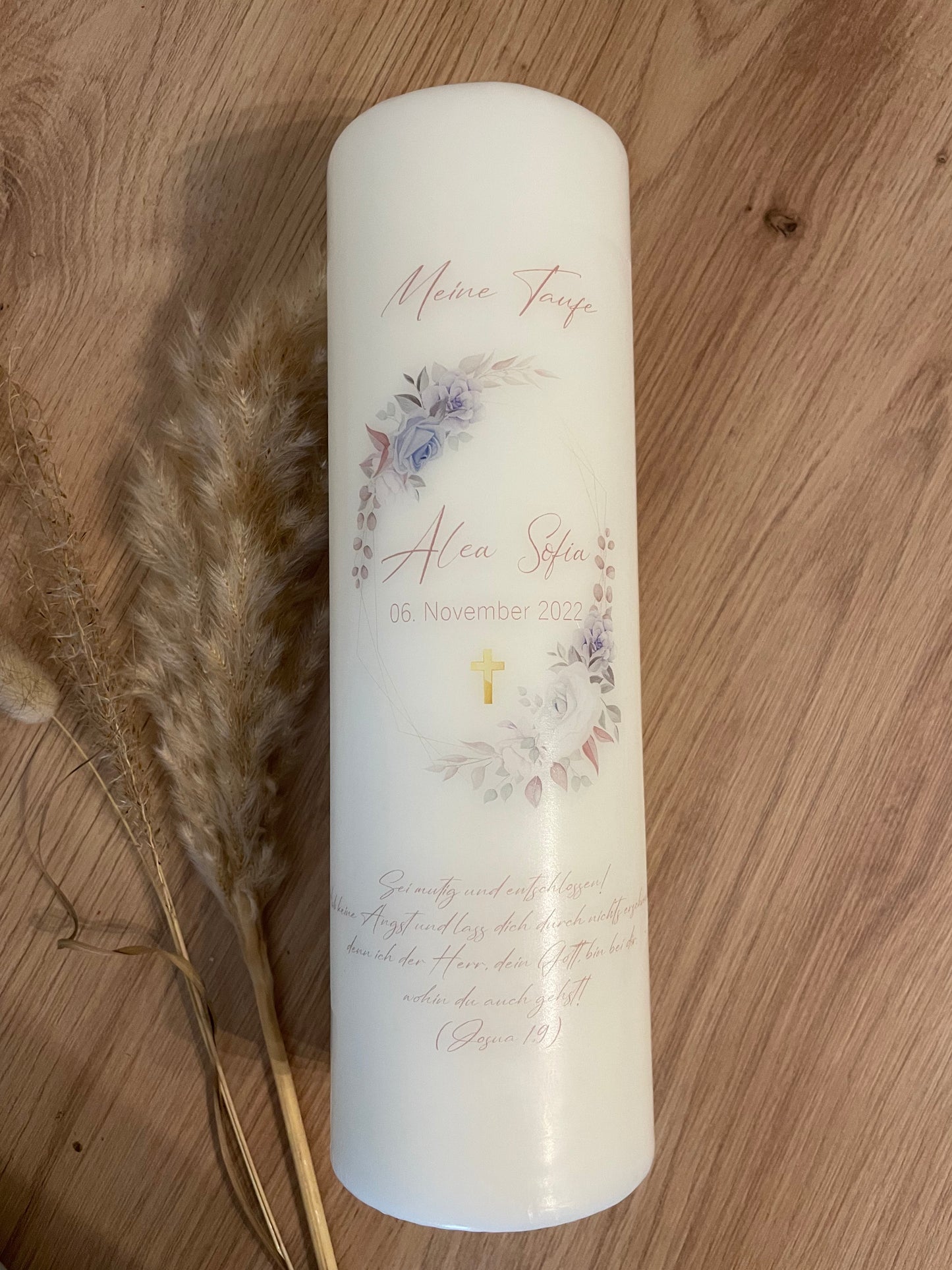 Taufkerze Flieder Blumenkranz | Leni