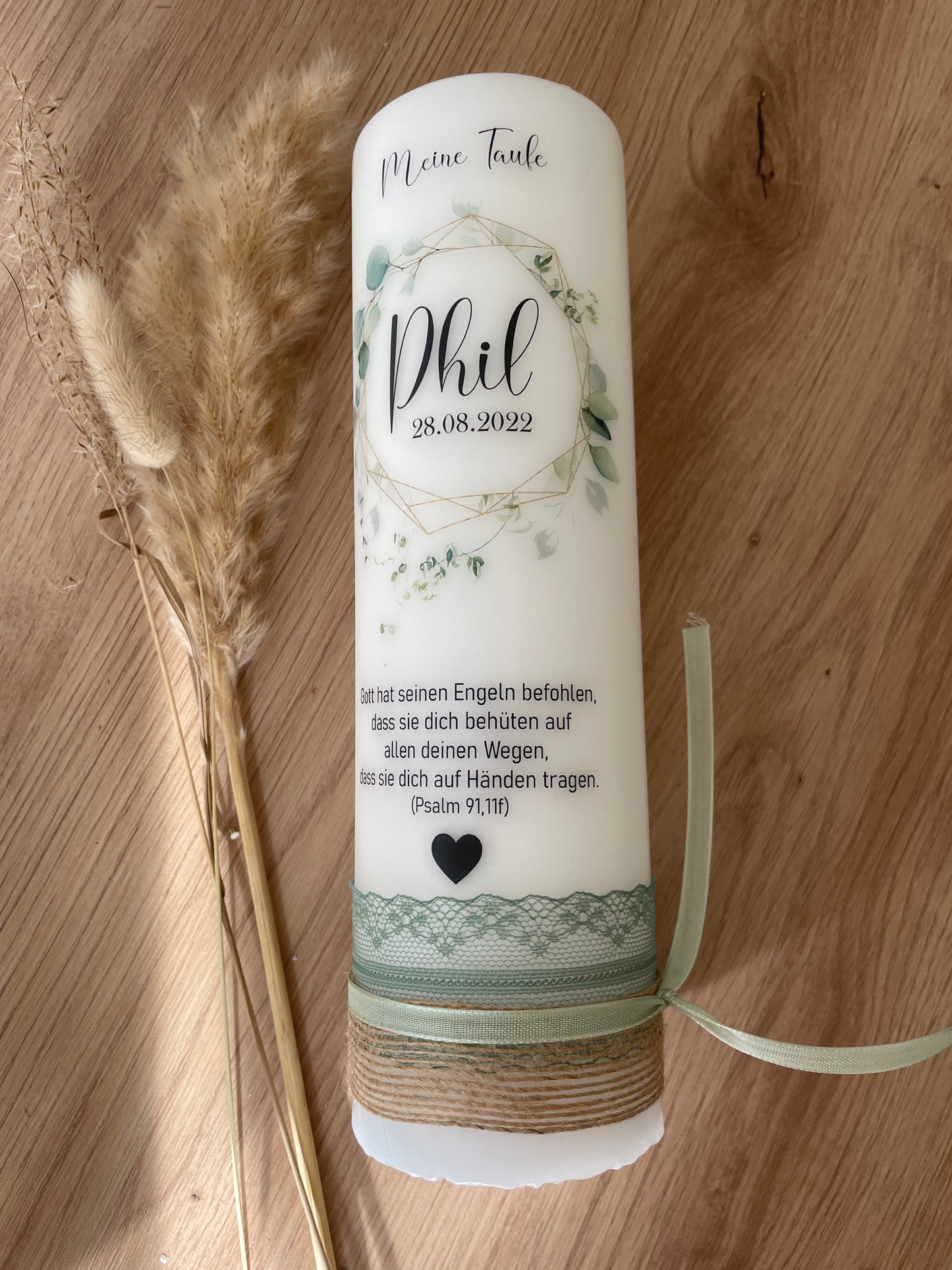 Taufkerze Eukalyptuskranz Nonagon | Luis